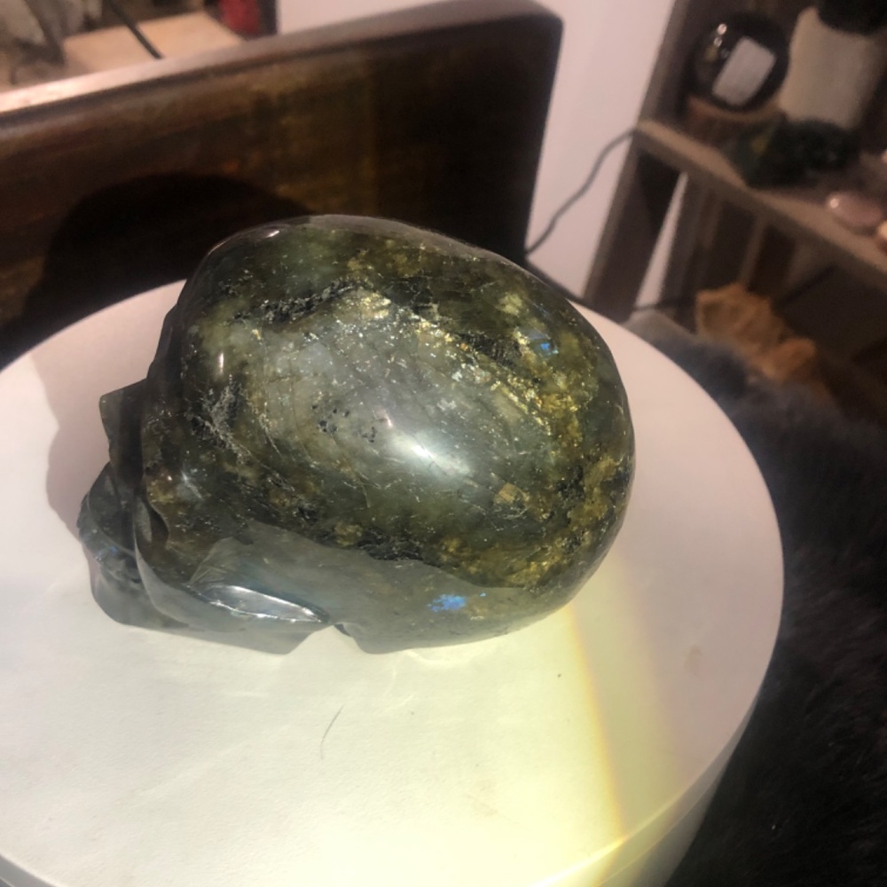 LABRADORITE SKULL - Picture 5 of 8